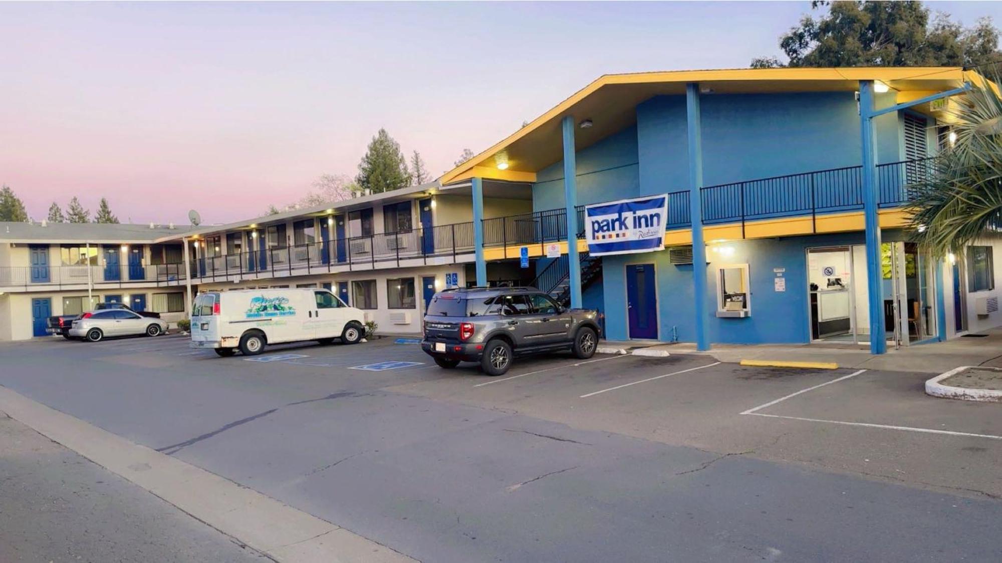 Park Inn By Radisson, Santa Rosa South المظهر الخارجي الصورة