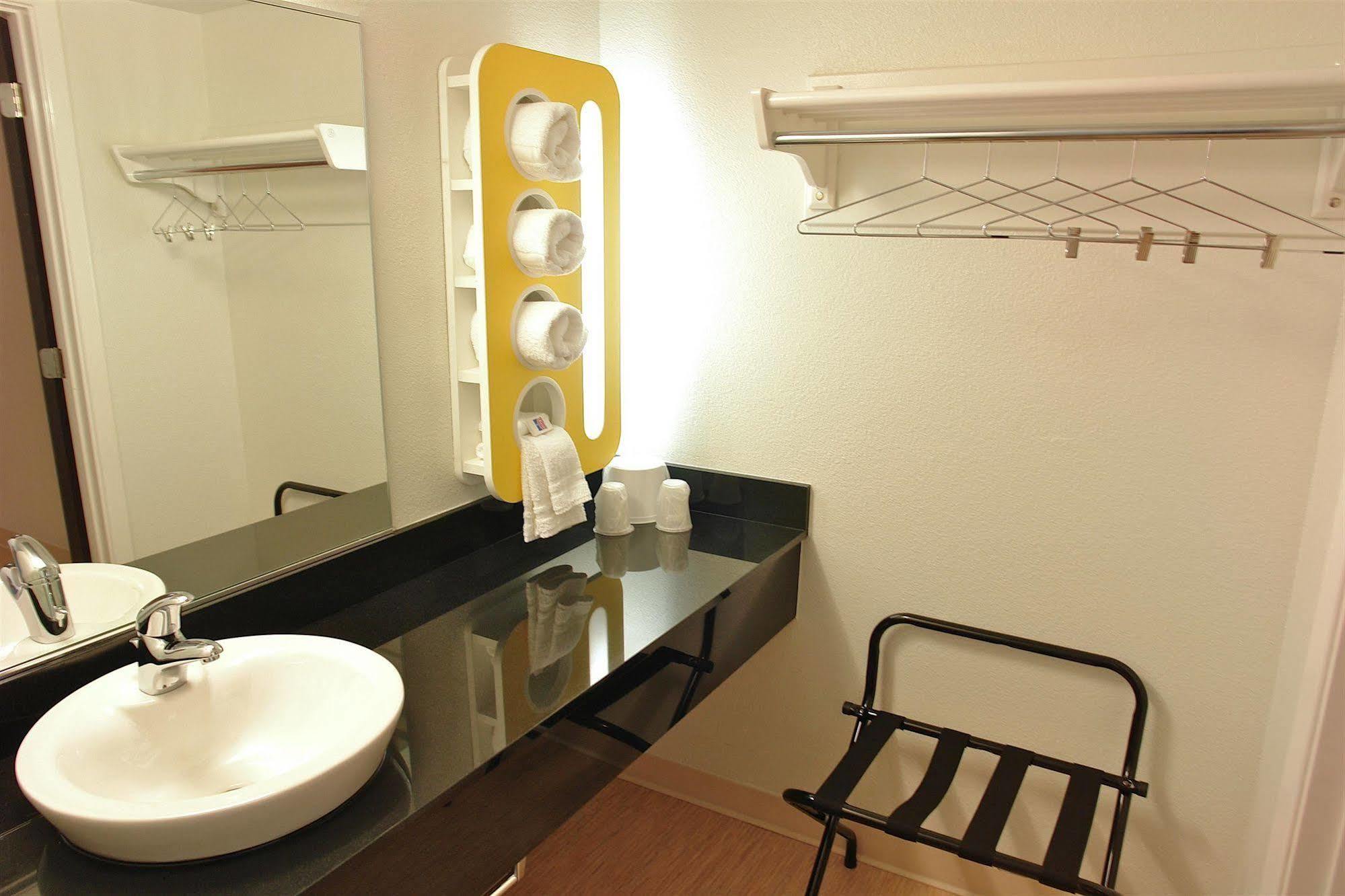 Park Inn By Radisson, Santa Rosa South المظهر الخارجي الصورة